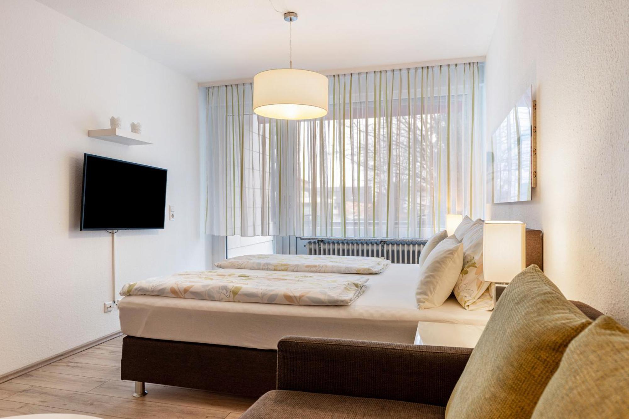 Ferienwohnung Am Weiher เมียร์สบวร์ก ภายนอก รูปภาพ